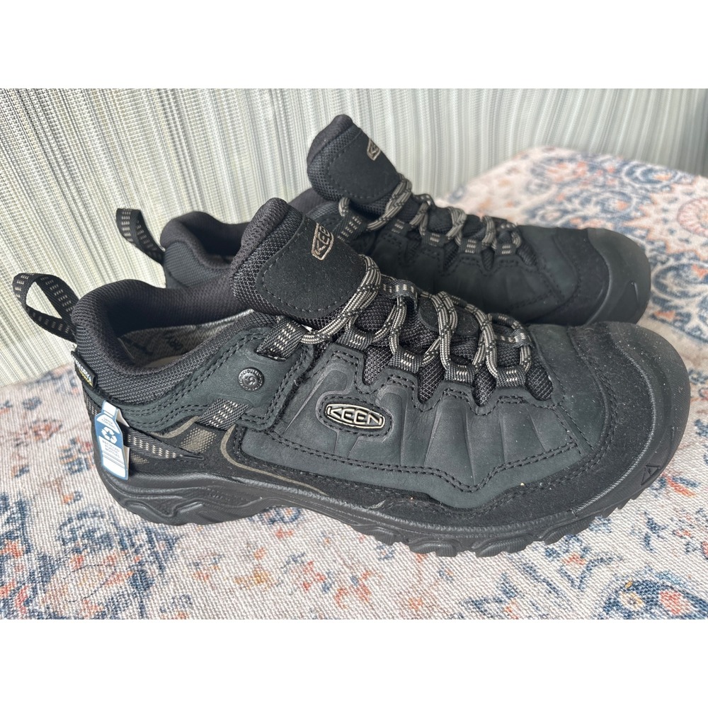 KEEN NWT Targhee IV Low Top Trail Waterproof Hiking Shoes Black Mens 8 1029827